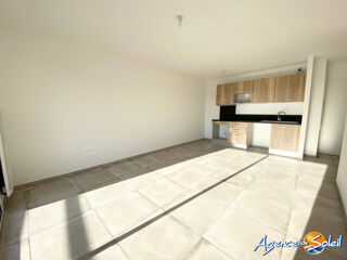  Appartement à louer 3 pièces 56 m²