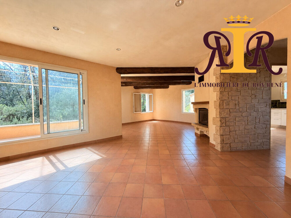 Maison individuelle 4P de 119m² sur 2700m² de terrain avec dou