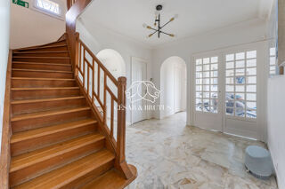  Maison � vendre 9 pi�ces 240 m�