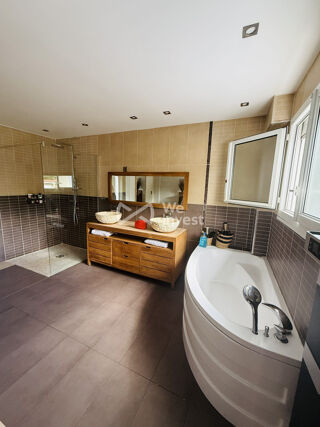  Maison à vendre 6 pièces 135 m²