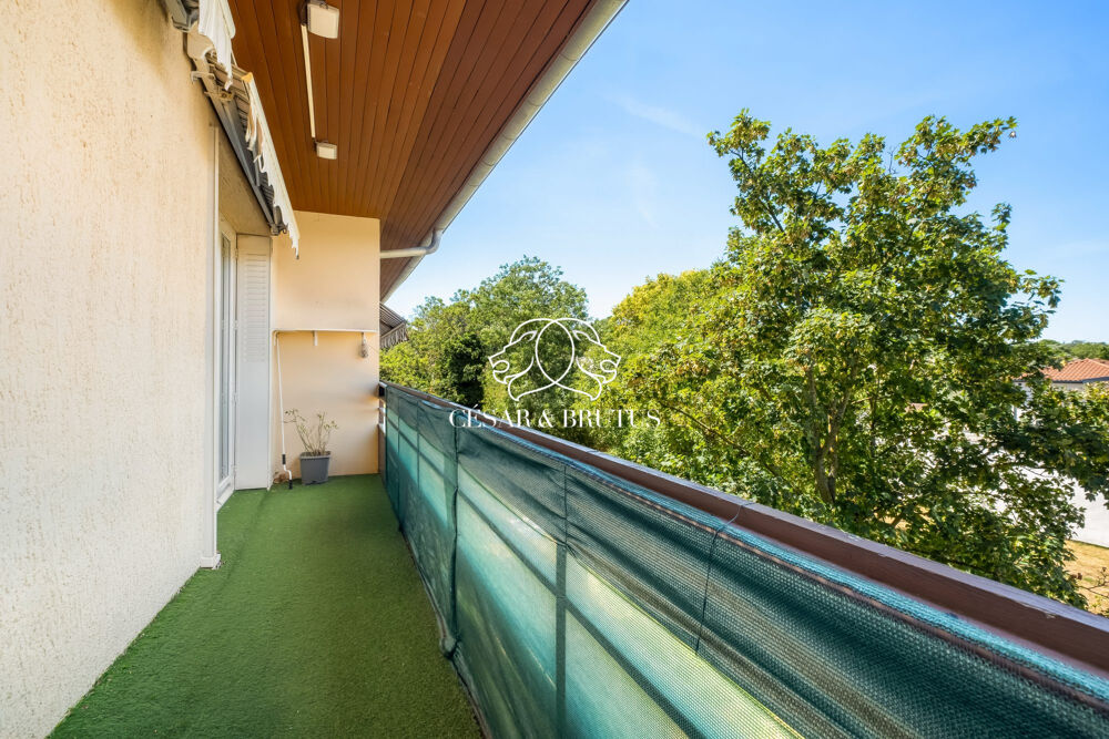 SAINT-LAURENT-DE-MURE - T4 - 80m² - BALCON et CAVE - VUE DEGAGE