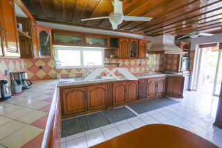  Maison à vendre 6 pièces 179 m²