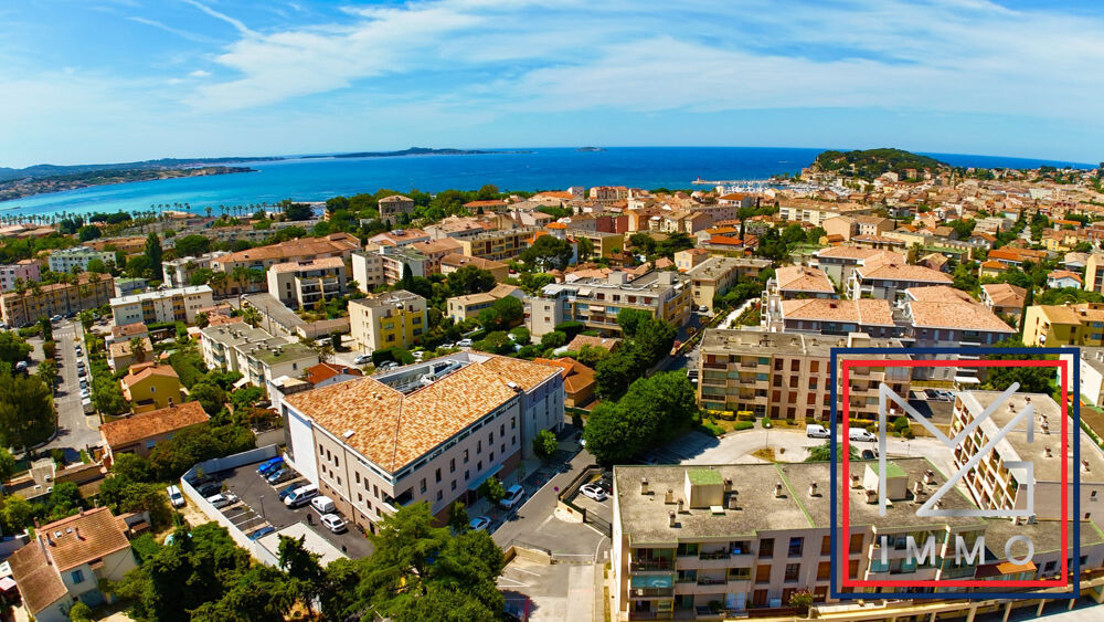 SANARY CENTRE APPARTEMENT AVEC ASCENSEUR, POSS GARAGE
