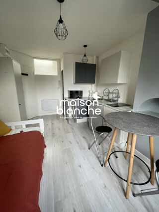  Appartement à louer 1 pièce 15 m²
