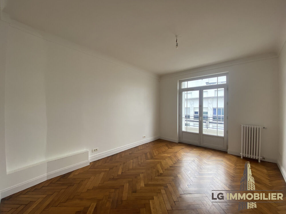 Location Appartement CENTRE-VILLE - TYPE 3 AVEC BALCON, CAVE, PARKING Amiens