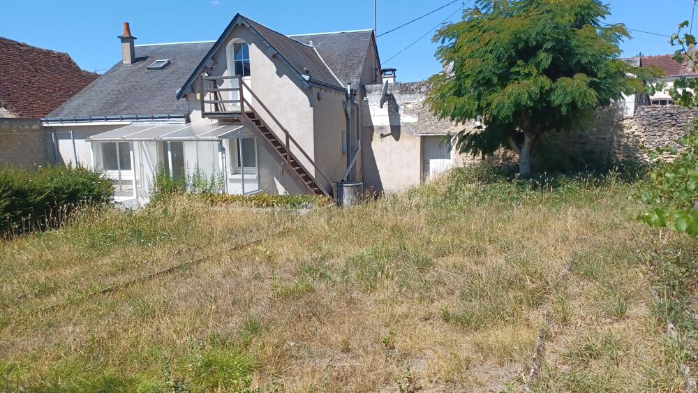 Ancienne de bourg avec terrain et garage et en plain-pied !