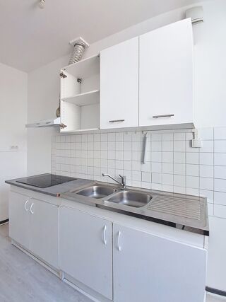  Appartement � louer 4 pi�ces 79 m�