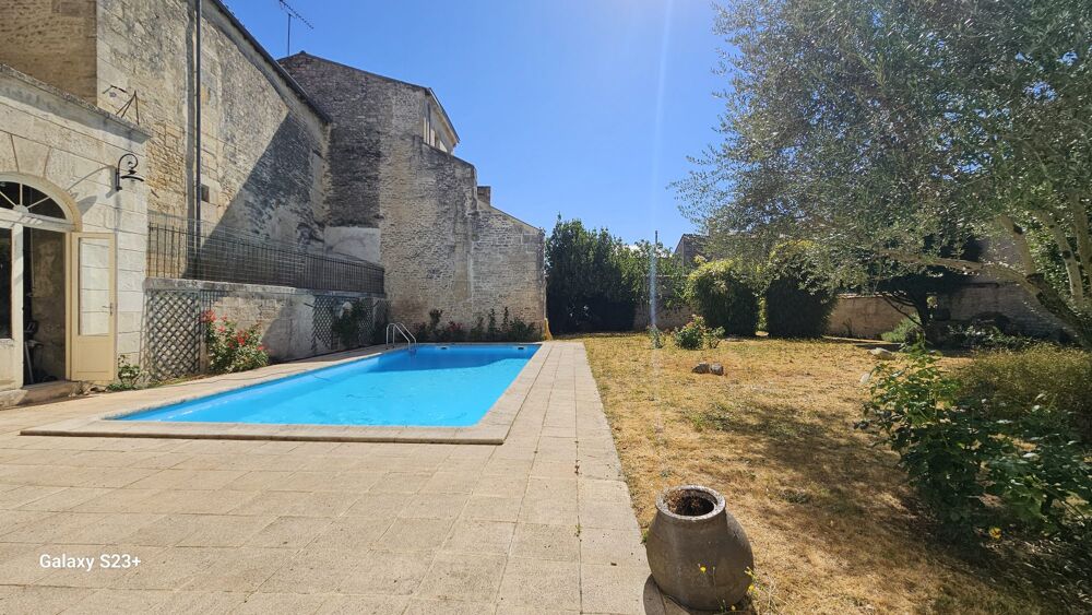 à vendre  Maison Niort (79000)