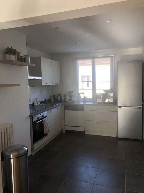  Appartement � louer 3 pi�ces 81 m�