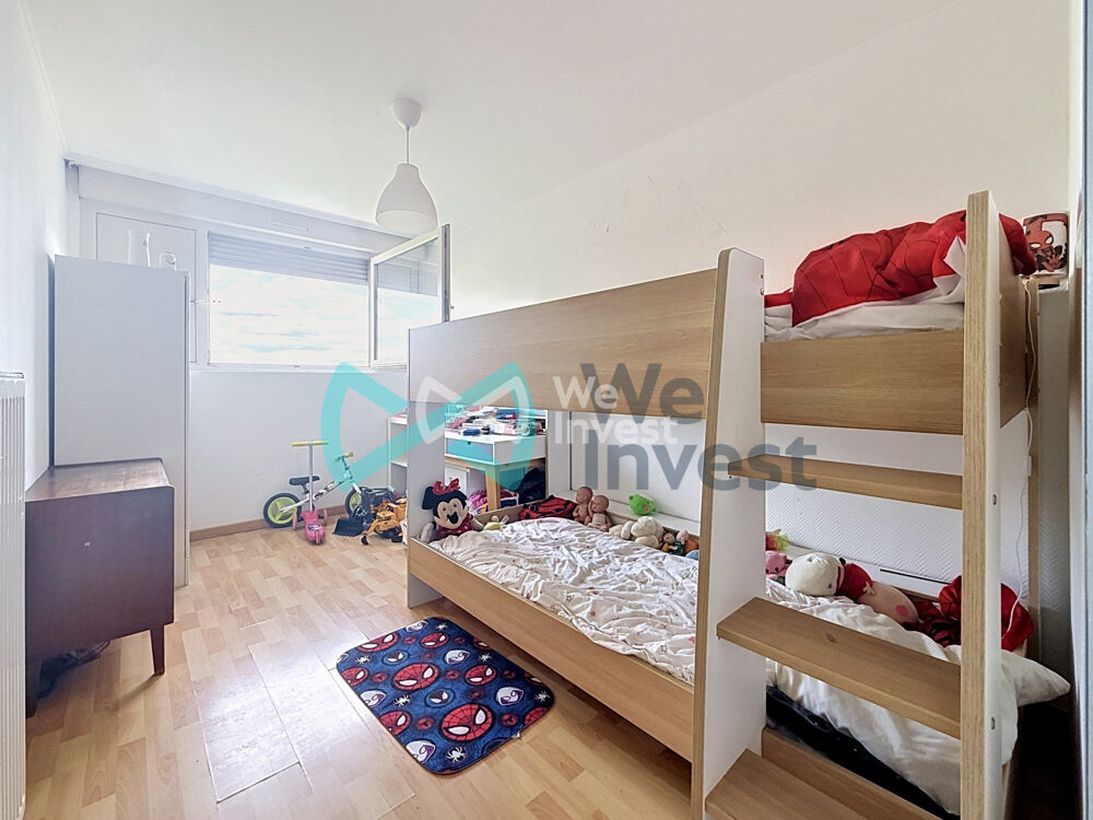 MONT-SAINT-MARTIN  Appartement 3 chambres avec parking et cav