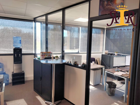   Local Commercial/ Bureaux 102m² avec mobilier libre immédiatem 