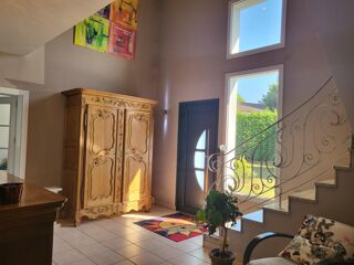  Maison  vendre 9 pices 204 m