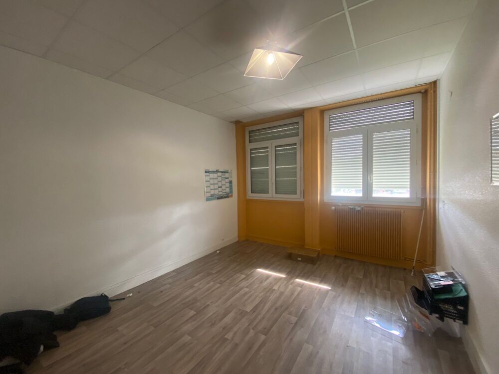   Bureaux R+1 en ZONE NORD de LIMOGES ! 