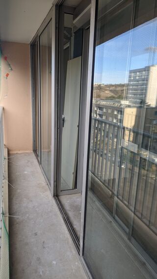  Appartement à louer 2 pièces 65 m²
