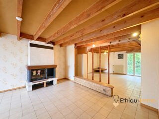 Vente Maison Maison de caractère à rénover – Beaux volumes, piscine et v Daillancourt