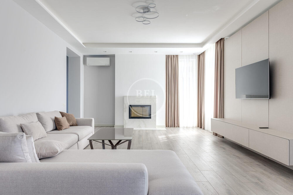 Vente Appartement Appartement T3 avec balcon et parking Sainte-foy-l'argentière