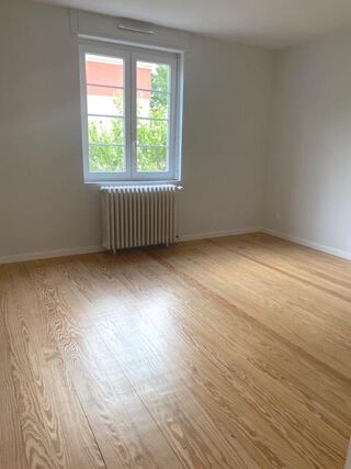  Appartement � louer 3 pi�ces 77 m�