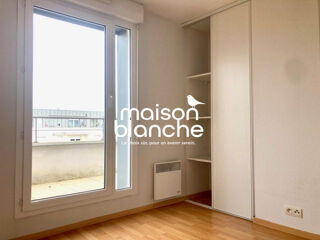  Appartement à louer 2 pièces 37 m²