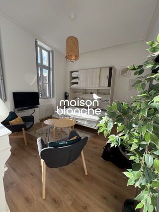  Appartement à louer 1 pièce 25 m²