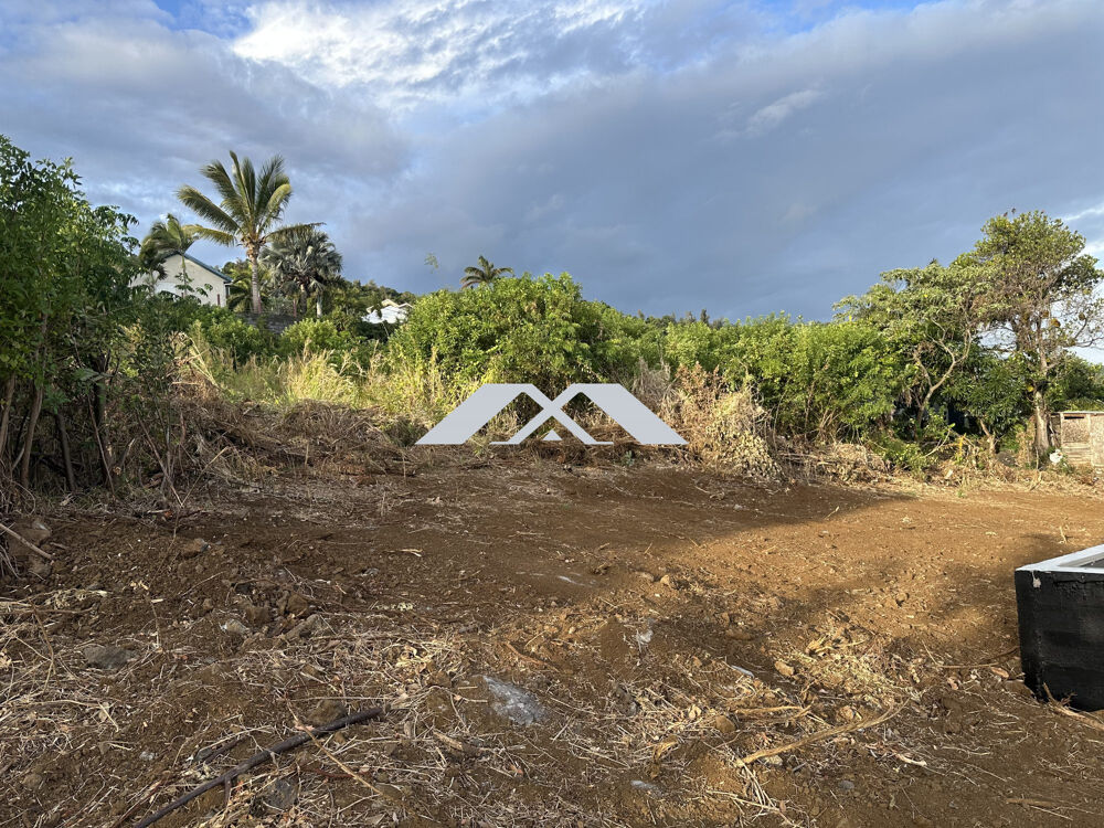 Vente Terrain terrain 590 m² saint joseph Saint-joseph