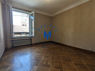  Immeuble � vendre 240 m�