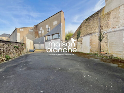   PARTHENAY PROCHE GARE LOCAL DE 177 m² 