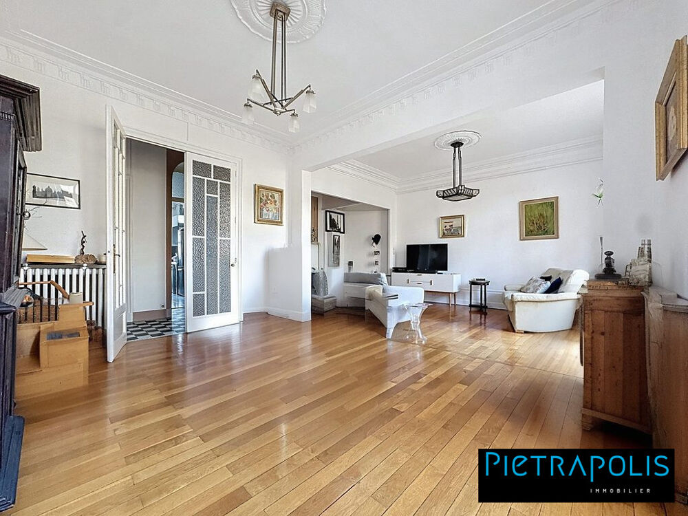 Exclusivité Pietrapolis, Duplex de 165m2 avec 4 chambres, 3 cav