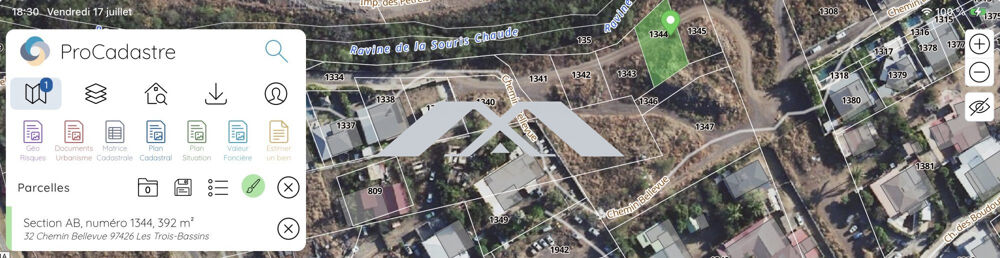   Terrain 392 m² Trois bassins 