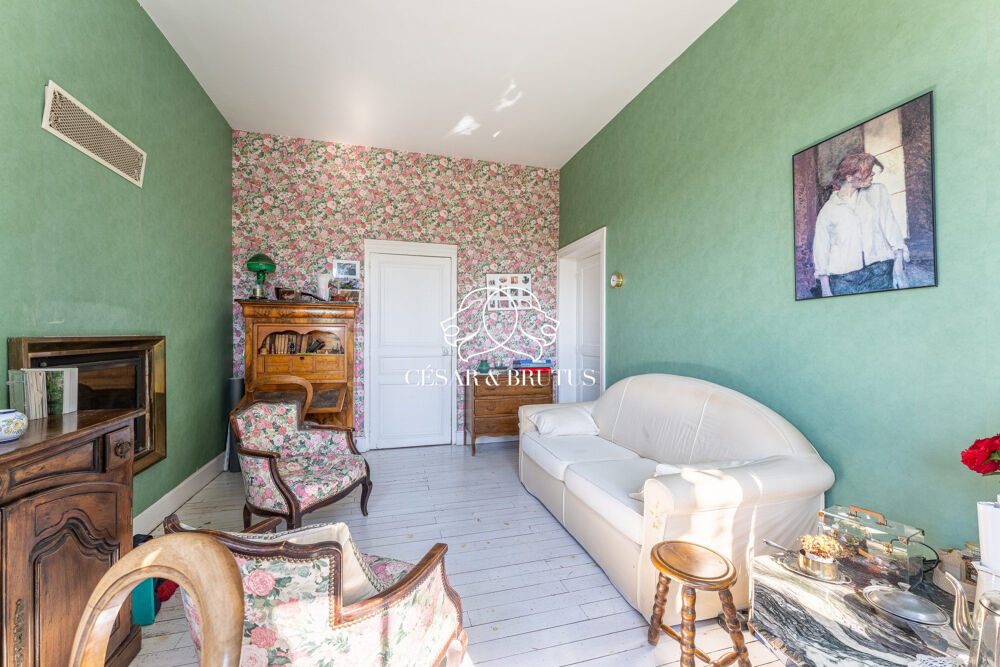 Vente Maison Maison de Caractère de 190 m² avec Jardin Arboré – Vic-le-C Vic-le-comte