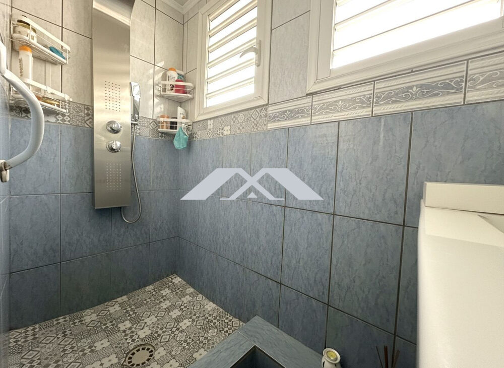 � vendre  Maison Petite-�le (97429)