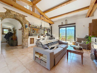  Maison à vendre 15 + pièces 443 m²
