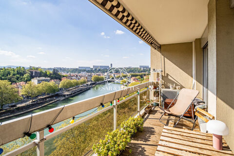   Appartement d'exception � Dernier �tage � Vue panoramique Appartement - 4 pi�ce(s) - 100 m�