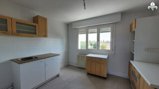  Appartement à louer 3 pièces 65 m²