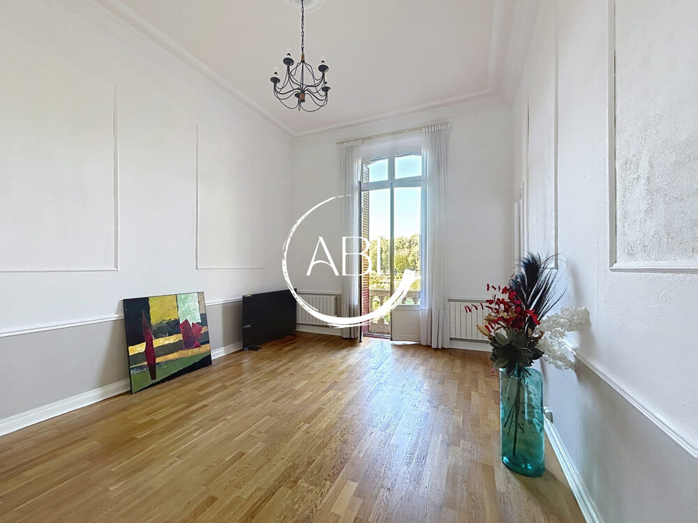 Appartement TROIS PIECES + CHAMBRE au 5ème étage
