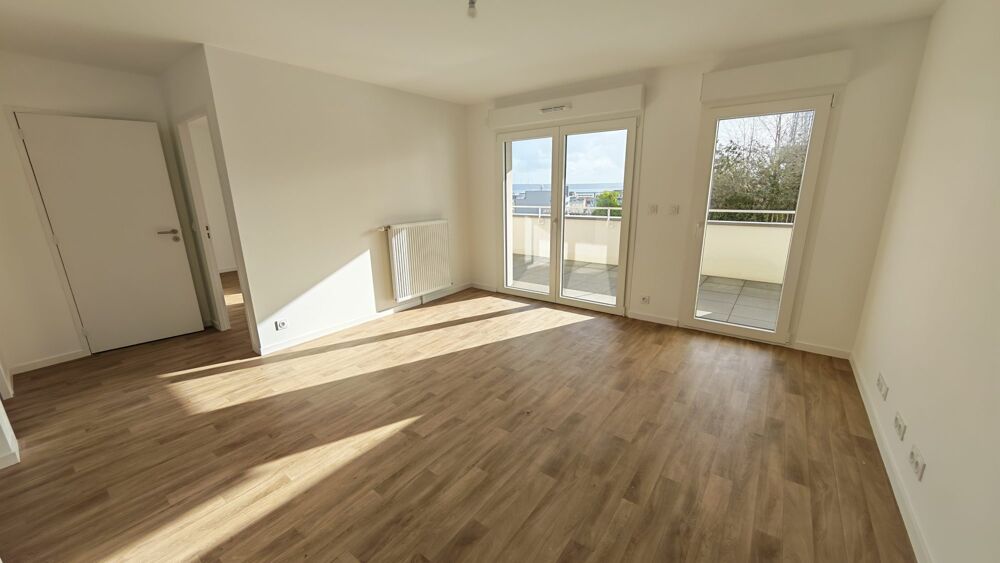 T2 vue rade avec superbe terrasse