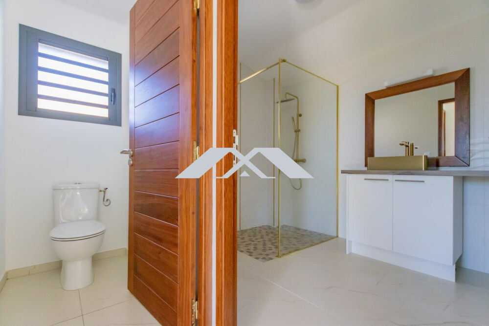 Vente Maison Superbe F4 de standing avec grand terrain et vue Saint-joseph
