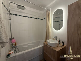  Appartement à louer 3 pièces 51 m²
