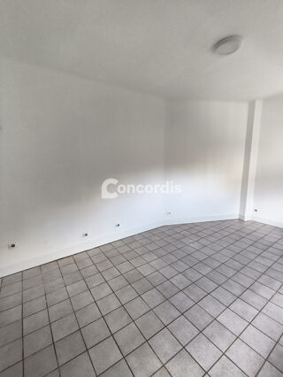  Appartement à louer 1 pièce 19 m²