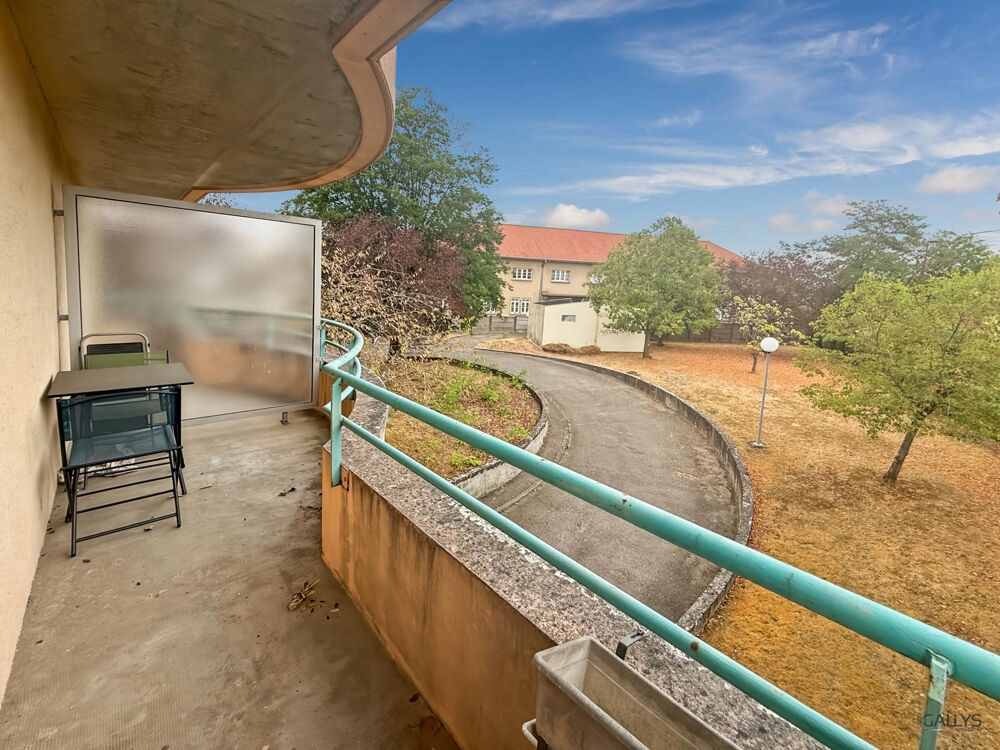 Vente Appartement Studio Metz Devant-lès-Ponts 19,30 m², avec balcon et place de Metz