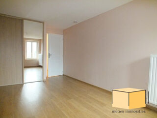  Maison à louer 4 pièces 88 m²