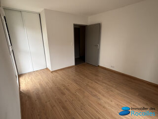  Appartement à louer 3 pièces 70 m²