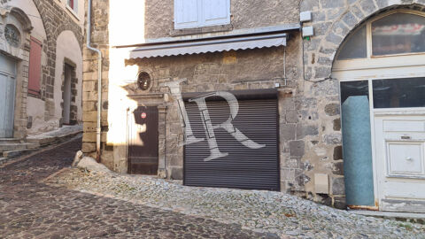 Local commercial situ&eacute; au Puy-en-Velay, Rue Saint-Georges 400 43000 Le puy-en-velay