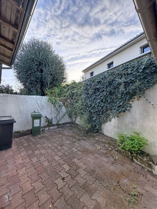  Maison à louer 3 pièces 70 m²