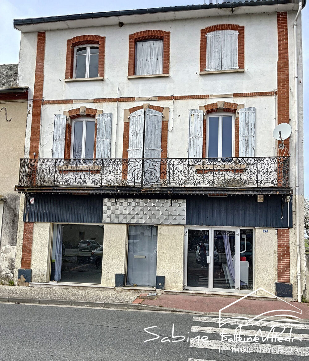   Local commercial avec appartement/bureaux 