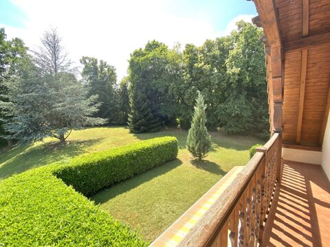   Superbe maison Individuelle Maison - 6 pice(s) - 243 m