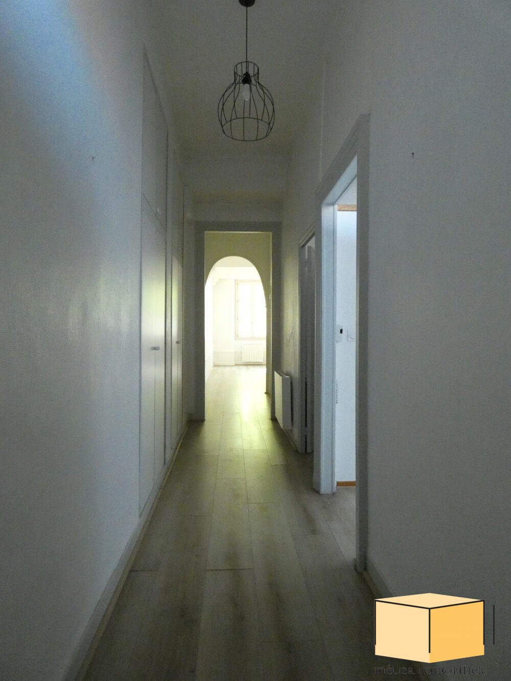 Location Appartement 3 pièces, centre ville de BELLEY (01300) Belley