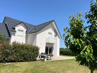  Maison à louer 7 pièces 254 m²
