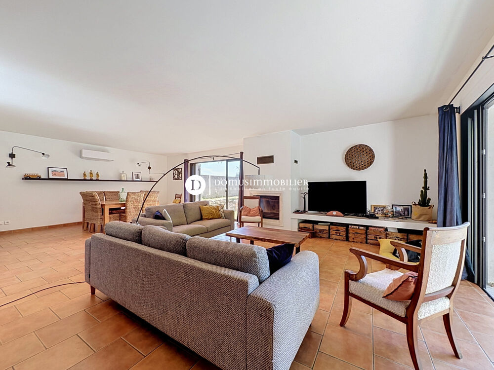 Vente Maison Propriété avec piscine et dépendances Le pontet