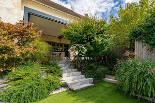  Maison  vendre 6 pices 289 m