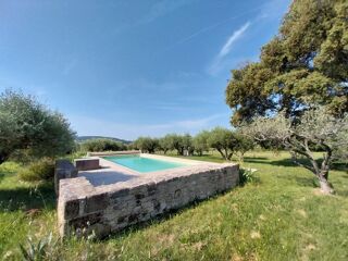  Maison � vendre 9 pi�ces 275 m�